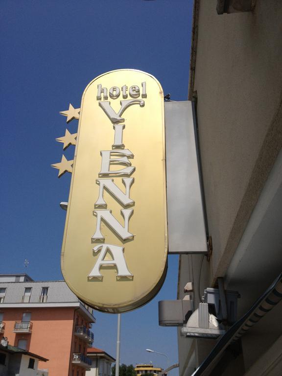 Hotel Vienna Senigallia Exteriör bild